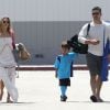 LeAnn Rimes et Eddie Cibrian emmenent le petit Jake à un match de football à Los Angeles le 22 avril 2012