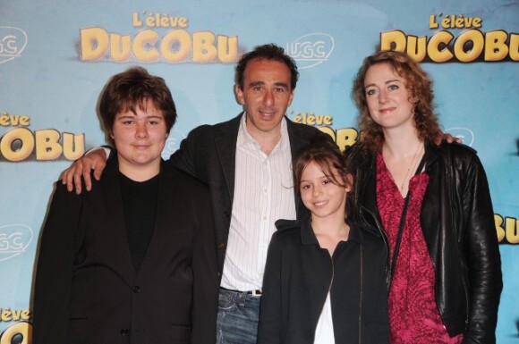 Elie Semoun et toute l'équipe du film L'Elève Ducobu, en juin 2011 à Paris