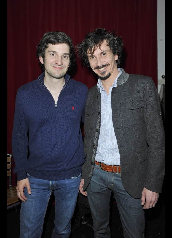 Gaspard Proust et Arnaud Tsamere, lors de la générale du spectacle d'Arnaud Tsamere à l'Européen, à Paris, le jeudi 3 mai 2012.