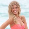 La ravissante Maryna Linchuk en shooting photo à Saint-Barthélémy pour Victoria's Secret le 3 mai 2012
