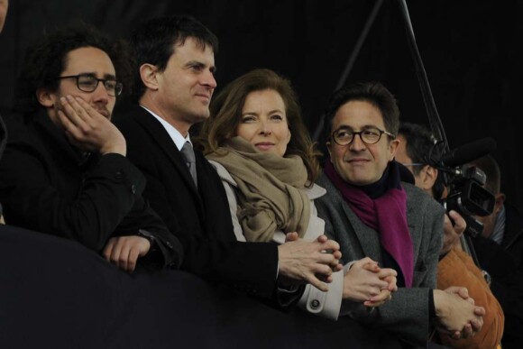 Thomas Hollande, Manuel Vals et la compagne de père Valérie Trierweiler à Vincennes, le 15 avril 2012.