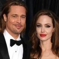 Angelina Jolie offre un hélicoptère à Brad Pitt. Pour rallier Cannes ?