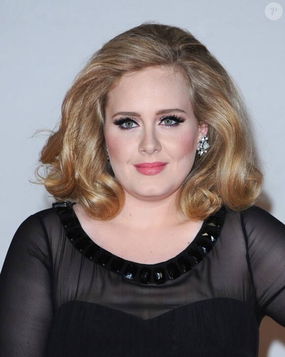 La chanteuse Adele, déjà mentionnée par le magazine Time parmi les stars les plus influentes, figure dans la liste Forbes des personnalités les plus puissantes, à la 24e place.