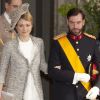 Le grand-duc héritier Guillaume de Luxembourg et sa fiancée la comtesse Stéphanie de Lannoy au baptême de la princesse Estelle de Suède, au palais royal de Stockholm le 22 mai 2012. Leur première sortie officielle.