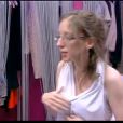 Marie essaye sa robe dans Secret Story 6, dimanche 27 mai 2012