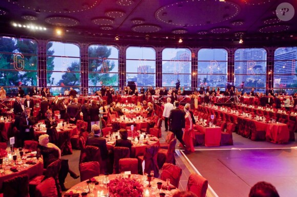 Le Sporting Club de Monte-Carlo accueillait le 27 mai 2012 le dîner de gala ponctuant, dans le faste et la bonne humeur, le Grand Prix de Monaco 2012.