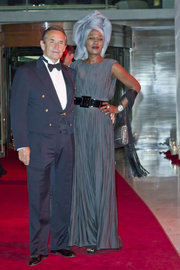 Jacky Ickx et sa femme Khadja Nin. Le prince Albert et la princesse Charlene de Monaco donnaient le 27 mai au Sporting Club de Monte-Carlo un dîner de gala ponctuant, dans le faste et la bonne humeur, le Grand Prix de Monaco 2012. Le vainqueur de la course Mark Webber et sa femme Ann Neal étaient leurs invités spéciaux.