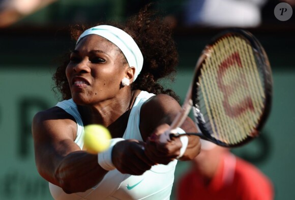 Serena Williams était en larmes à la fin du 2e set. L'Américaine a succombé dans le 3e face à Virginie Razzano, irrésistible à Roland-Garros 2012 un an après avoir porté le deuil de son fiancé Stéphane.