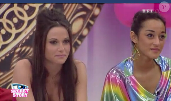 Isabella et Capucine dans la quotidienne de Secret Story 6 le jeudi 31 mai 2012 sur TF1