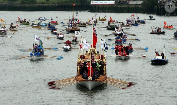 Image de la parade fluviale sur la Tamise pour le jubilé de diamant de la reine Elizabeth II, le 3 juin 2012.