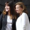 Valérie Trierweiler et Carla Bruni pour la passation de pouvoir à l'Elysée, le 15 mai 2012.