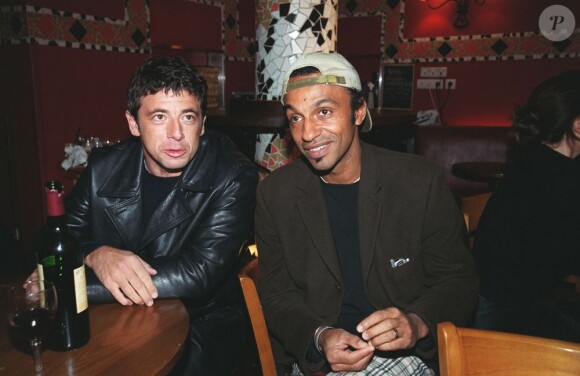 Patrick Bruel et Manu Katché à Paris, novembre 2001.