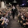 EXCLU. Donald Sutherland lors de l'hommage qui lui a été rendu à l'occasion du Champs-Elysées Film Festival à Paris au Publicis le samedi 9 juin 2012