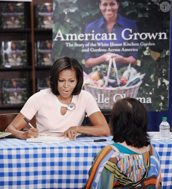 Michelle Obama dans une librairie de Washington, le 12 juin 2012.