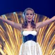 Kylie Minogue est une aphrodite stylée en Dolce &amp; Gabbana, qui signe une arrivée épique lors de son concert au Hammerstein Ballroom de New York. Le 2 mai 2011.