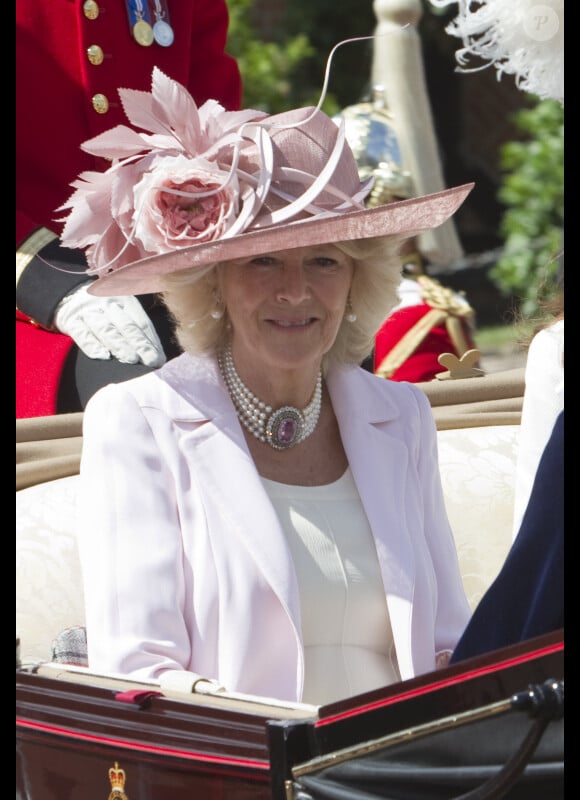 Camilla Parker Bowles lors de la cérémonie de l'Ordre de la Jarretière au château Windsor, à Londres, le 18 juin 2012