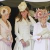 La comtesse de Wessex, Kate Middleton, duchesse de Cambridge, et Camilla Parker Bowles, duchesse de Cornouailles, lors de la cérémonie de l'Ordre de la Jarretière au château Windsor, à Londres, le 18 juin 2012