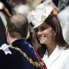 La belle Kate Middleton complice avec le prince William lors de la cérémonie de l'Ordre de la Jarretière se déroulant du château Windsor à la chapelle Saint Georges, le 18 juin 2012