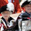 La reine Elizabeth II et le prince Philip lors de la cérémonie de l'Ordre de la Jarretière se déroulant du château Windsor à la chapelle Saint Georges, le 18 juin 2012