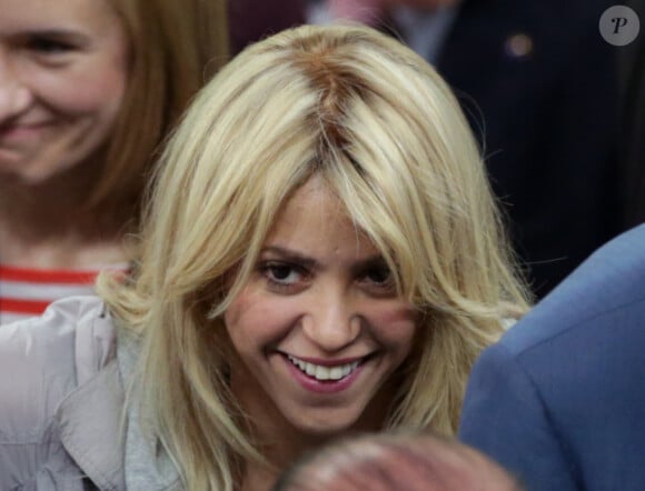 Shakira admiratrice de son homme Gerard Piqué dans les tribunes de la Gdansk Arena en Pologne lors de la rencontre entre l'Espagne et la Croatie le 18 juin 2012 durant l'Euro 2012