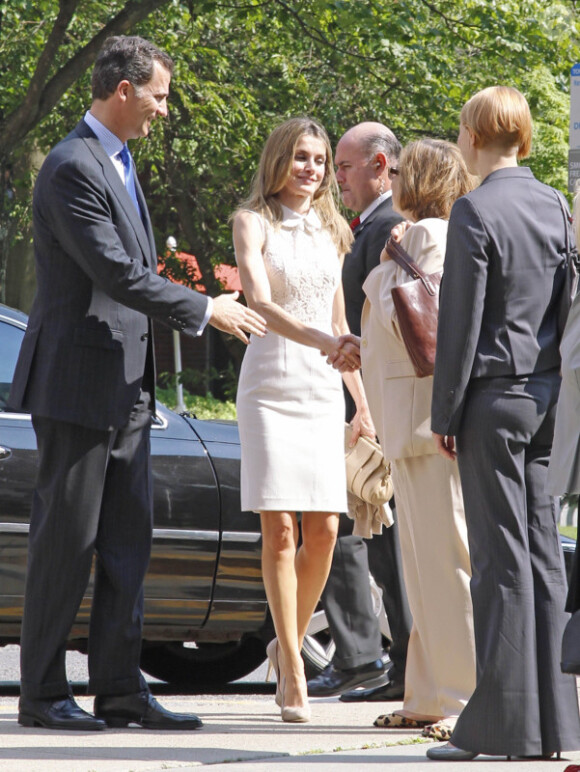 Le couple princier Felipe et Letizia d'Espagne à Harvard, Cambridge dans l'Etat du Massachusetts, le 21 juin 2012.