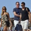 Rafael van der Vaart et sa femme Sylvie profitent du soleil de Saint-Tropez le 23 juin 2012