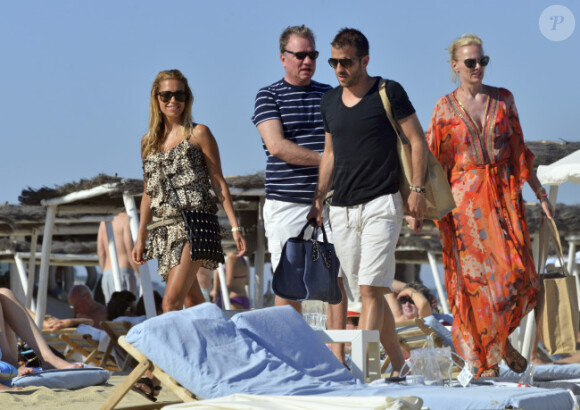 Rafael van der Vaart et sa femme Sylvie profitent du soleil de Saint-Tropez le 23 juin 2012