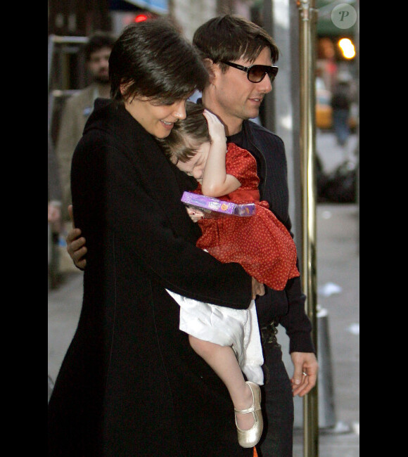 Katie Holmes, Tom Cruise et Suri en novembre 2008 à New York