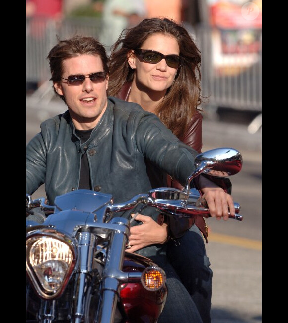 Katie Holmes et Tom Cruise en juin 2005 à Los Angeles