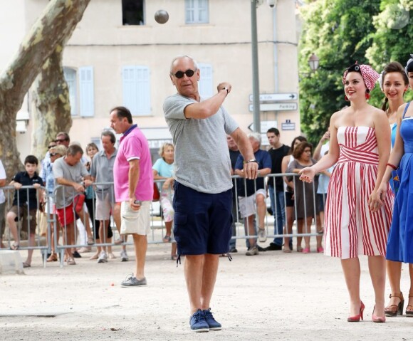 Patrice Laffont au premier tournoi de pétanque Eddie Barclay sur la place des Lices, à Saint-Tropez, le 1er juillet 2012.