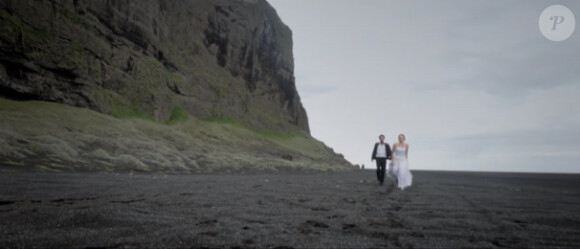 Alexis HK, image du clip Le Dernier présent, single-titre de l'album à paraître le 17 septembre 2012.