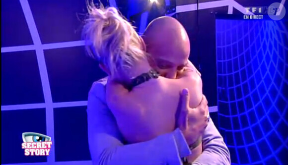 Virginie et Kevin dans l'hebdo de Secret Story 6 le vendredi 6 juillet 2012 sur TF1