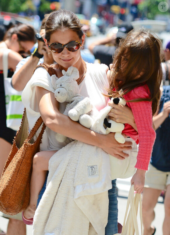 Katie Holmes et sa fille Suri à New York le 8 juillet 2012