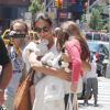 Katie Holmes et sa fille Suri à New York le 8 juillet 2012