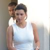 Sans maquillage, Kim Kardashian sort de chez Kanye West, à Hollywood le 11 juillet 2012