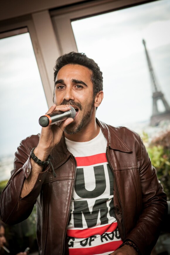 Mani : Le groupe a mis le feu lors de leur showcase à la Terrazza Martini à Paris le 10 juillet 2012