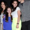 Elizabeth Reaser, Mackenzie Foy, Kristen Stewart, Robert Pattinson lors de la présentation durant le Comic-Con à San Diego de Twilight - chapitre 5 : Révélation (2ème partie) le 12 juillet 2012