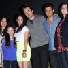 Kellan Lutz, Elizabeth Reaser, Mackenzie Foy, Kristen Stewart, Robert Pattinson et Taylor Lautner lors de la présentation durant le Comic-Con à San Diego de Twilight - chapitre 5 : Révélation (2ème partie) le 12 juillet 2012
