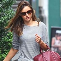 Miranda Kerr nous offre une leçon de mode new-yorkaise