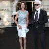 La princesse Caroline était au côté de son grand ami Karl Lagerfeld pour l'inauguration d'une nouvelle enseigne Chanel Joaillerie à Monaco, le 16 juillet 2012.