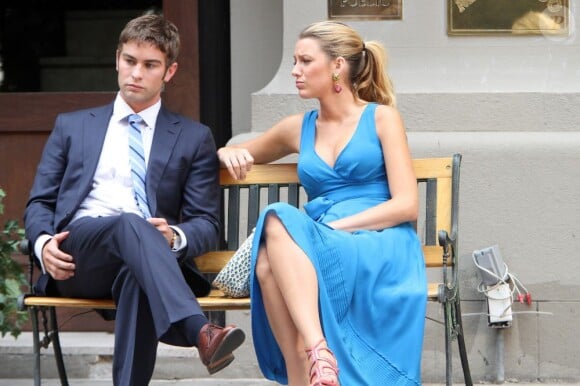 Blake Lively tourne quelques scènes de Gossip Girl avec Chace Crawford à New York. Le 17 juillet 2012