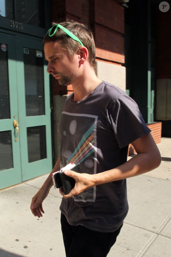 Matthew Bellamy enchanté d'avoir été surpris à la sortie d'un taxi à New York le 17 juillet 2012 avec Kate Hudson