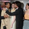 Morgan Freeman, Tom Hardy, Anne Hathaway, Christian Bale et Marion Cotillard lors de l'avant-première du film The Dark Knight Rises à Londres le 18 juillet 2012