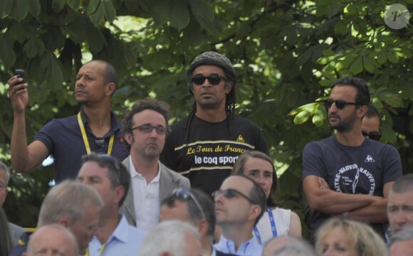 Yannick Noah le 22 juillet 2012 lors de la dernière étape du Tour de France sur les Champs Elysées à Paris