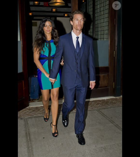 Matthew McConaughey et sa femme Camila Alves enceinte à l'avant-première de Killer Joe, à New York le 23 juillet 2012.