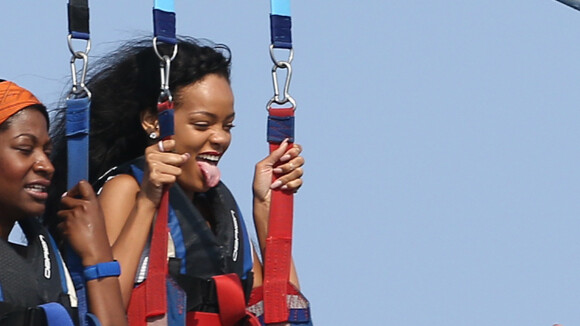 Rihanna : Sensations fortes et fous rires en parachute à Cannes !