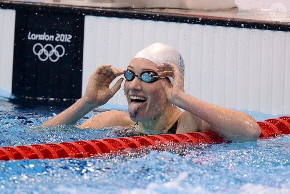 Camille Muffat, ravie d'avoir décroché l'or olympique du 400m nage libre lors des Jeux olympiques de Londres le 29 juillet 2012