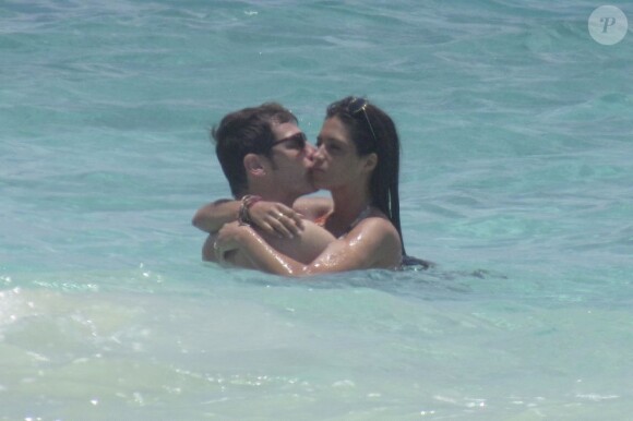 Iker Casillas et Sara Carbonero profitent de leur séjour aux Iles Vierges pour se retrouver en amoureux aux alentours du 22 juillet 2012