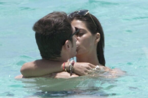 Iker Casillas et Sara Carbonero très amoureux, profitent de leur séjour aux Iles Vierges pour se retrouver en amoureux aux alentours du 22 juillet 2012