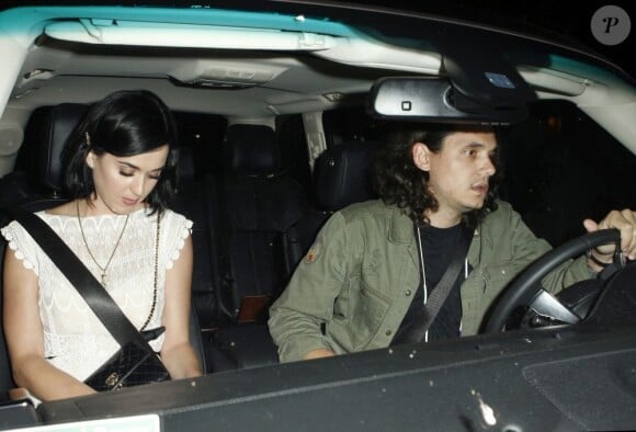 Katy Perry et John Mayer sortent du célèbre Château Marmont à Los Angeles le 1er août 2012